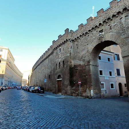 Characteristic Apartment Just Beside The Vatican Rom Exteriör bild