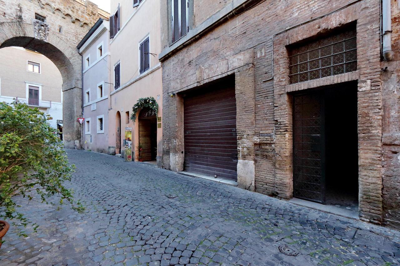 Characteristic Apartment Just Beside The Vatican Rom Exteriör bild